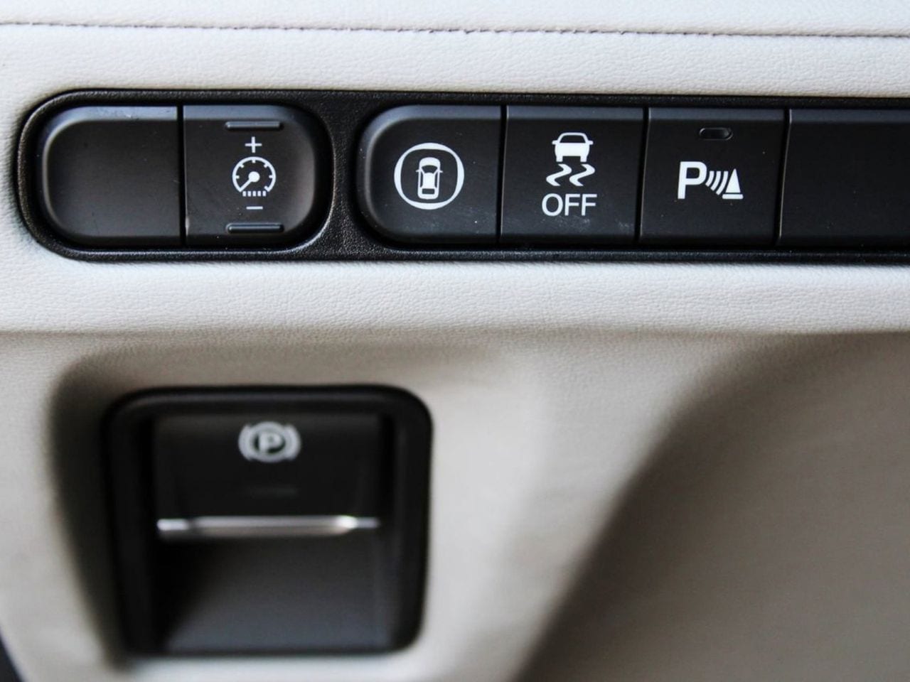 Used 2023 Fathom Blue Pearl Acura Technology image 32