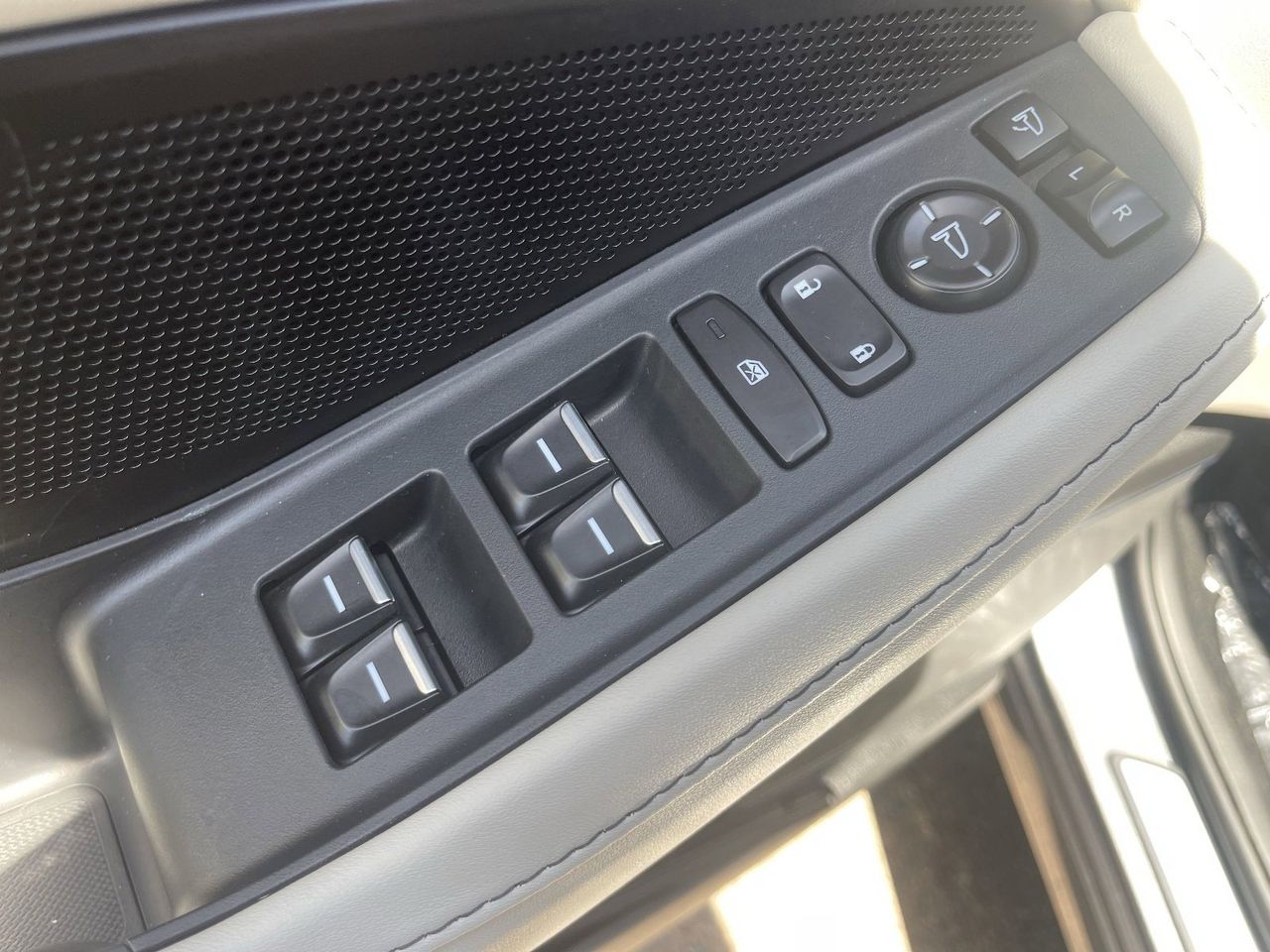 New 2026 Liquid Carbon Metallic Acura SH-AWD Type S w/Advance Package image 24