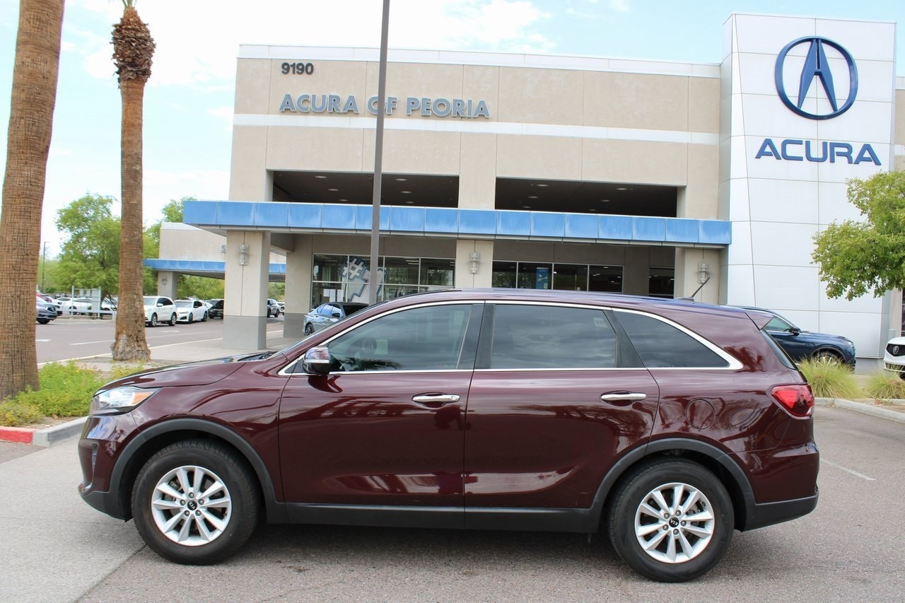 Used 2020 Kia Sorento LX with VIN 5XYPG4A35LG628807 for sale in Peoria, AZ