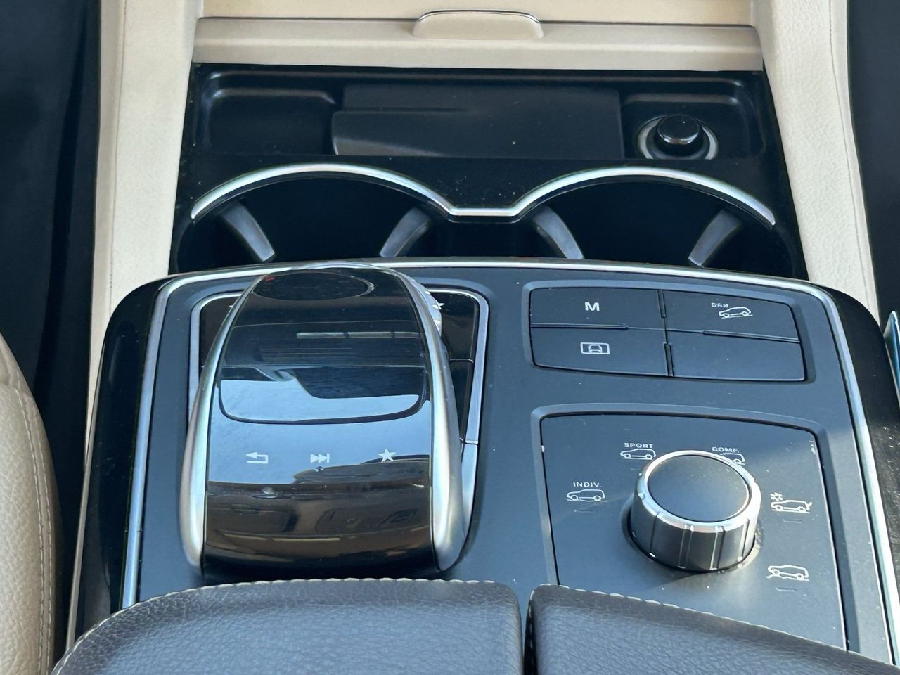 Used 2018 Lunar Blue Metallic Mercedes-Benz GLE 350 4maticÂ® image 23
