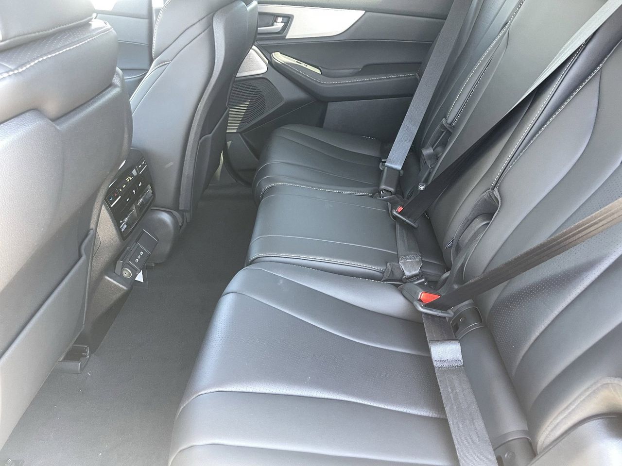 New 2026 Solar Silver Metallic Acura FWD Technology Package image 20