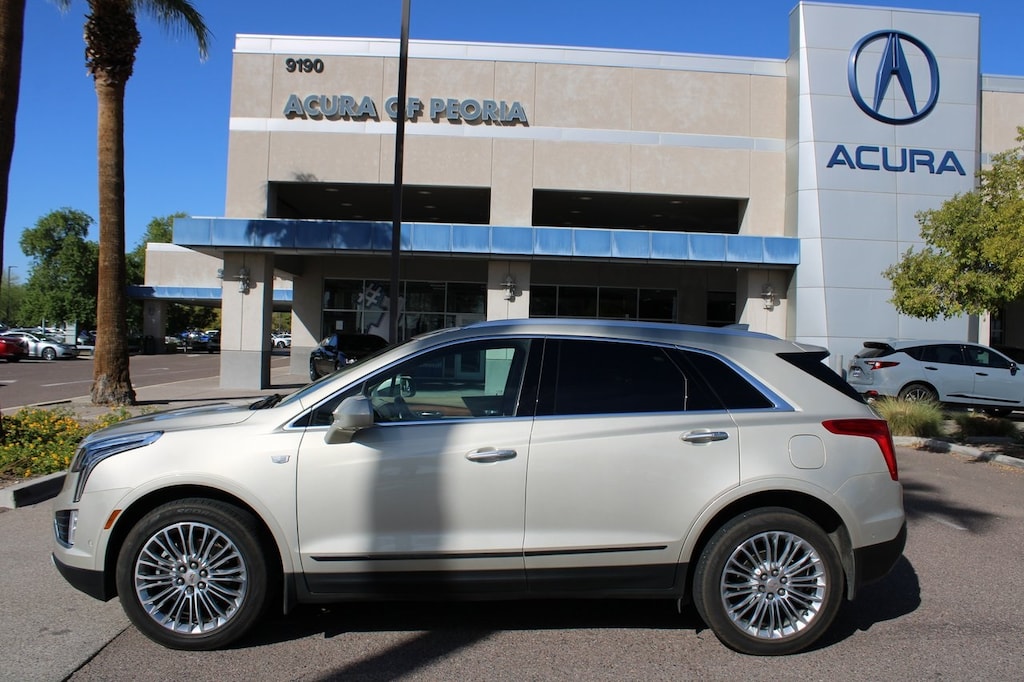 Used 2017 CADILLAC XT5 Platinum SUV