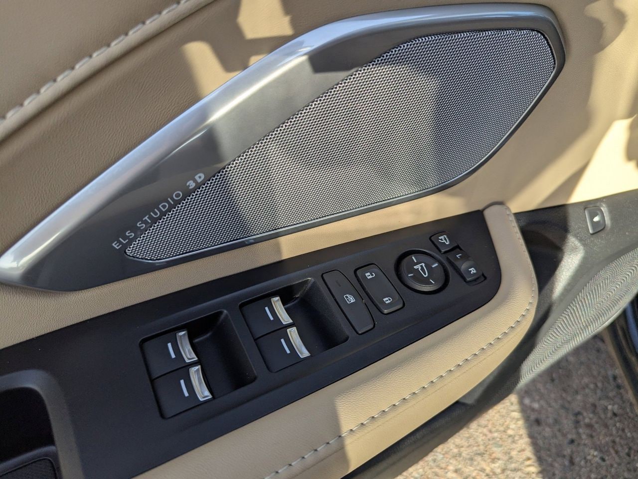 Certified Used 2024 Majestic Black Pearl Acura Advance Package SH-AWD image 32