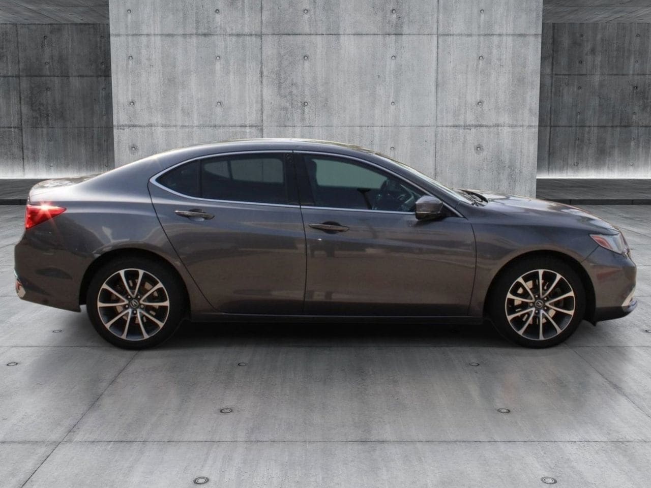 Used 2019 Modern Steel Metallic Acura 3.5L V6 image 6