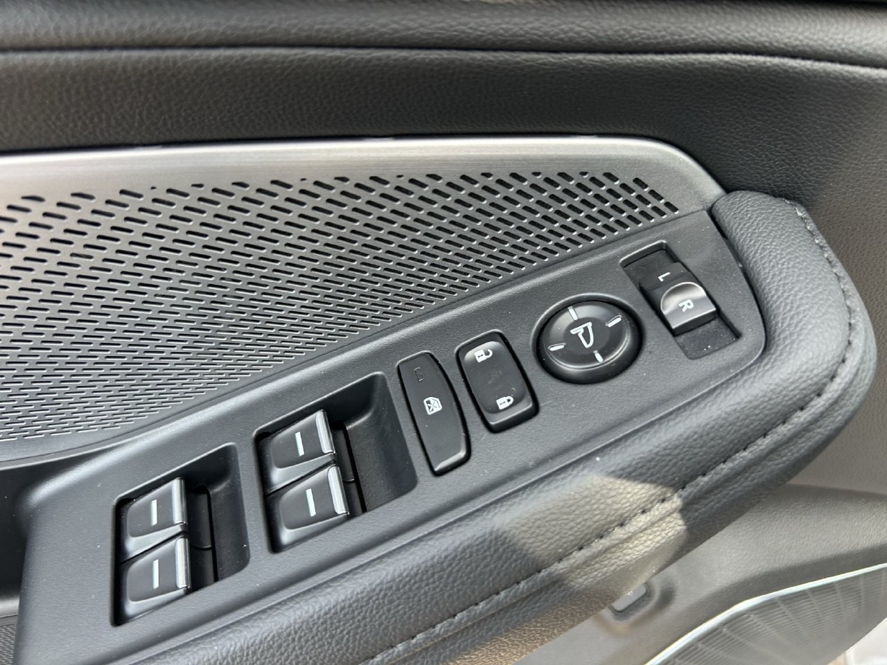 2026 Acura MDX Base - Photo 32