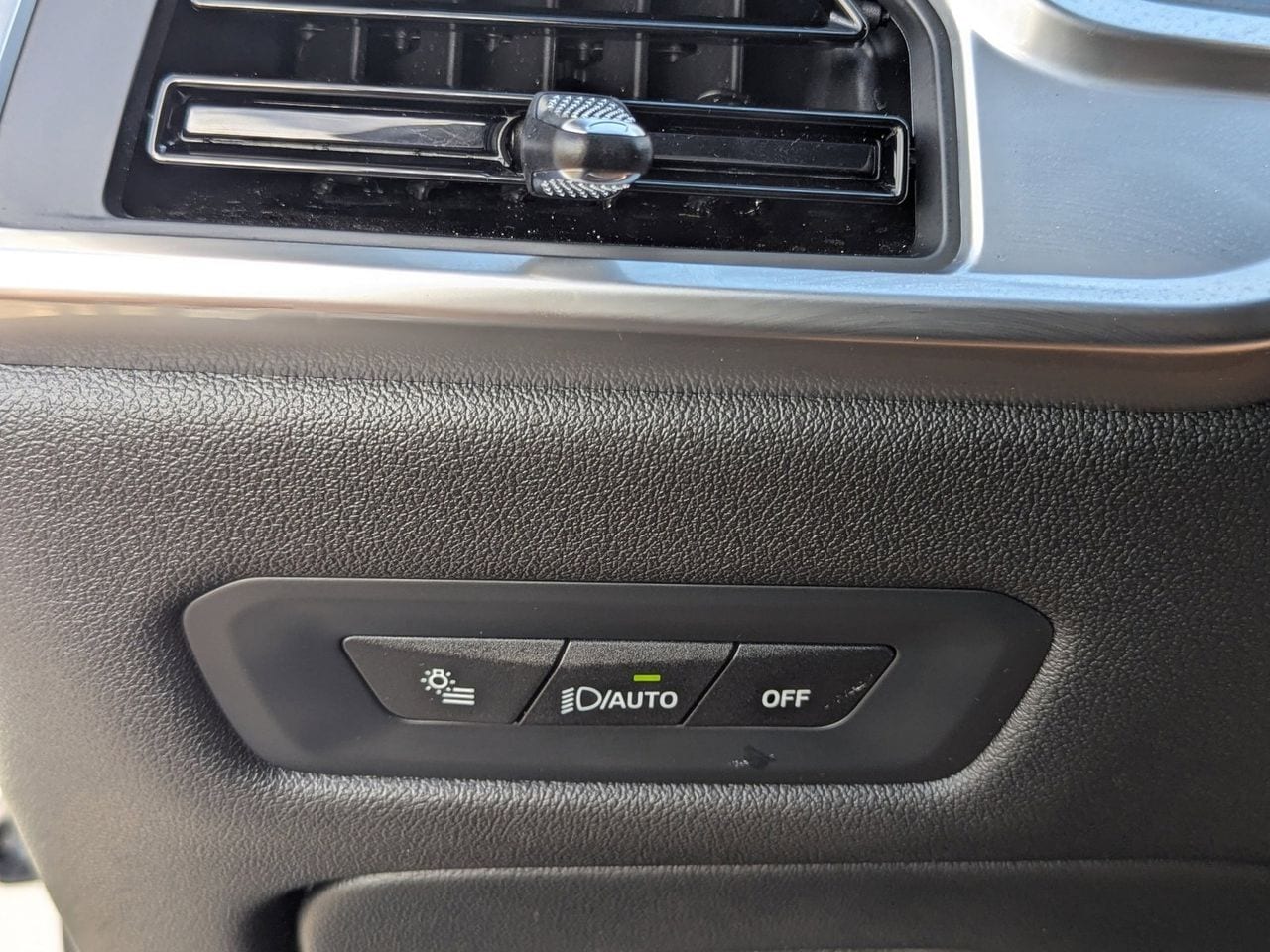 Used 2026 Alpine White BMW xDrive40i image 32