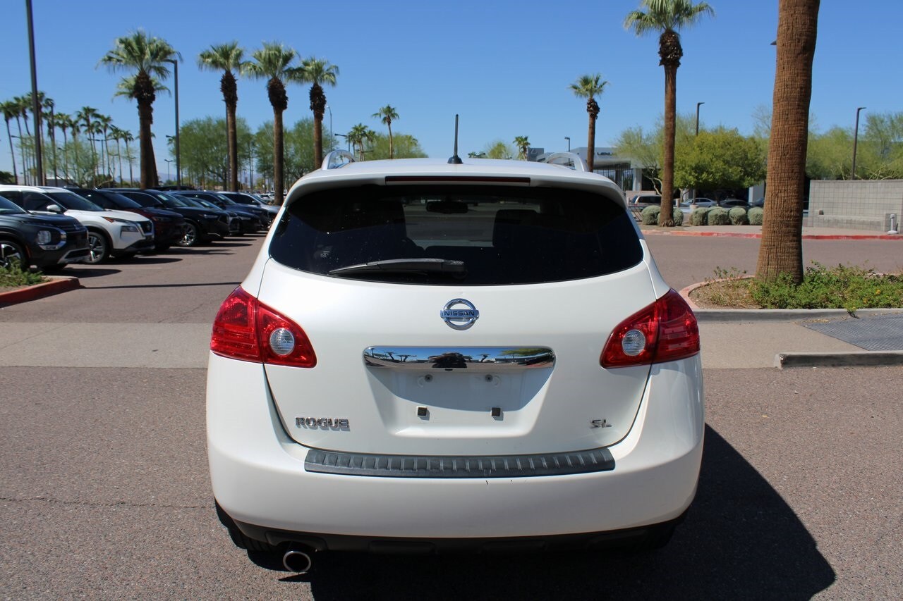 2013 Nissan Rogue SL photo 4