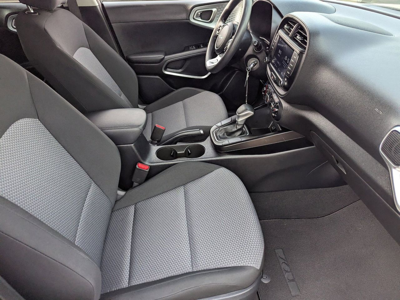 Used 2022 Gravity Gray Kia LX image 12