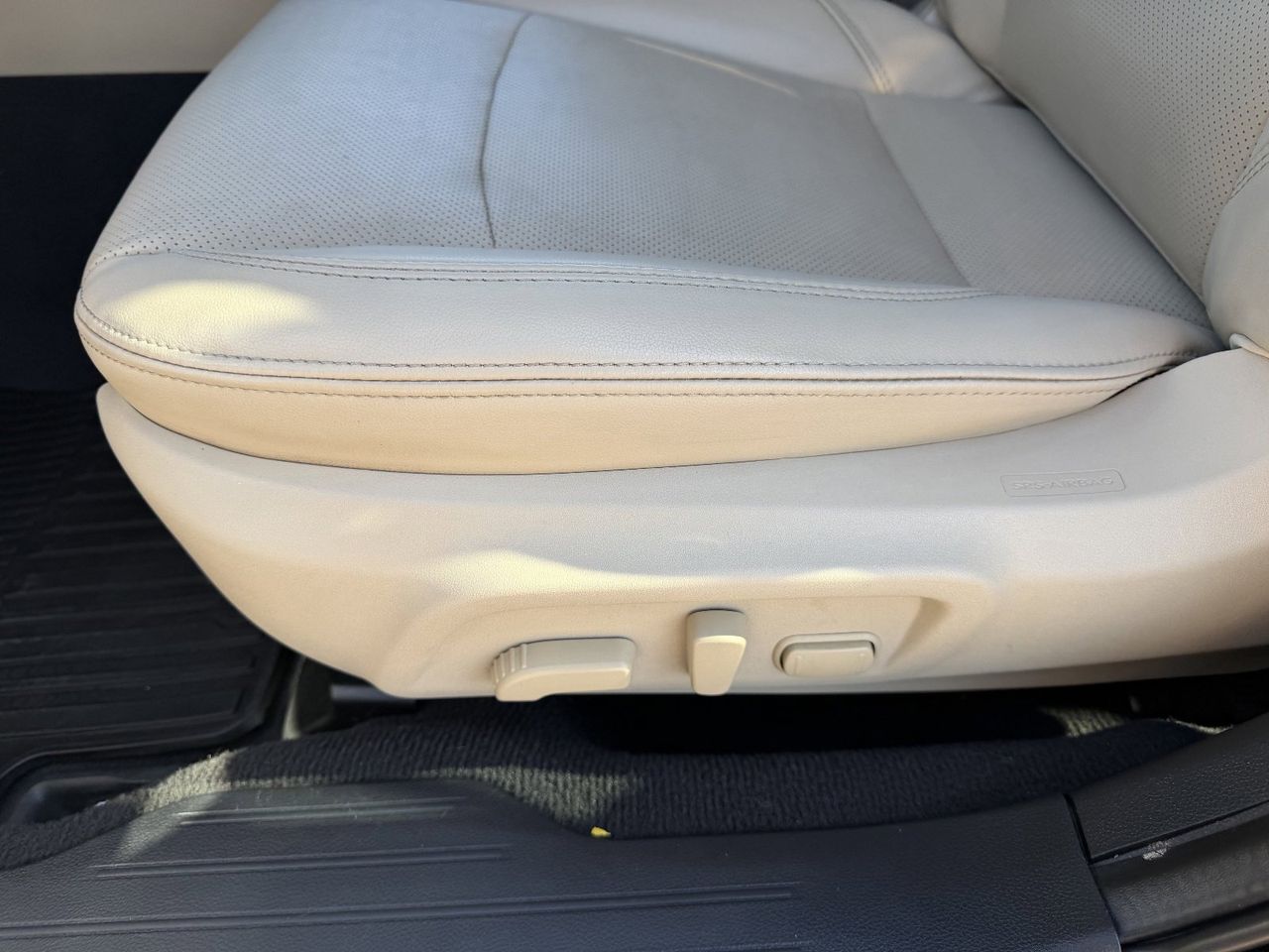 Used 2019 Crystal Black Silica Subaru 2.5i Limited image 31