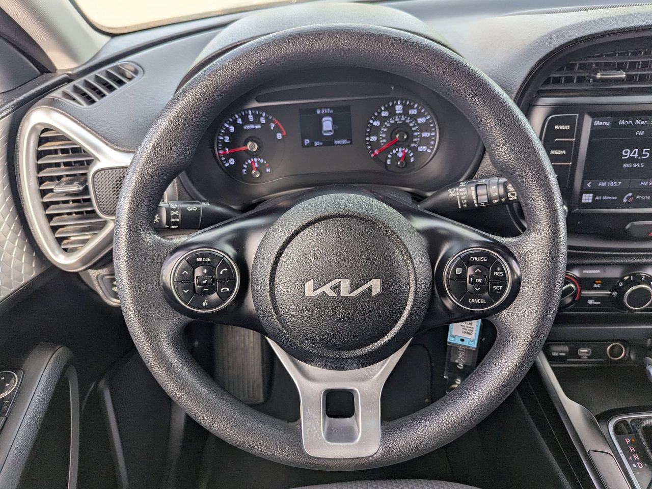 Used 2022 Gravity Gray Kia LX image 22