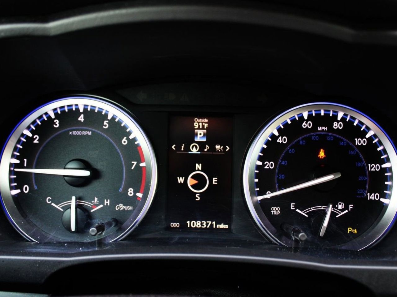 Used 2016 Predawn Gray Mica Toyota Limited image 19