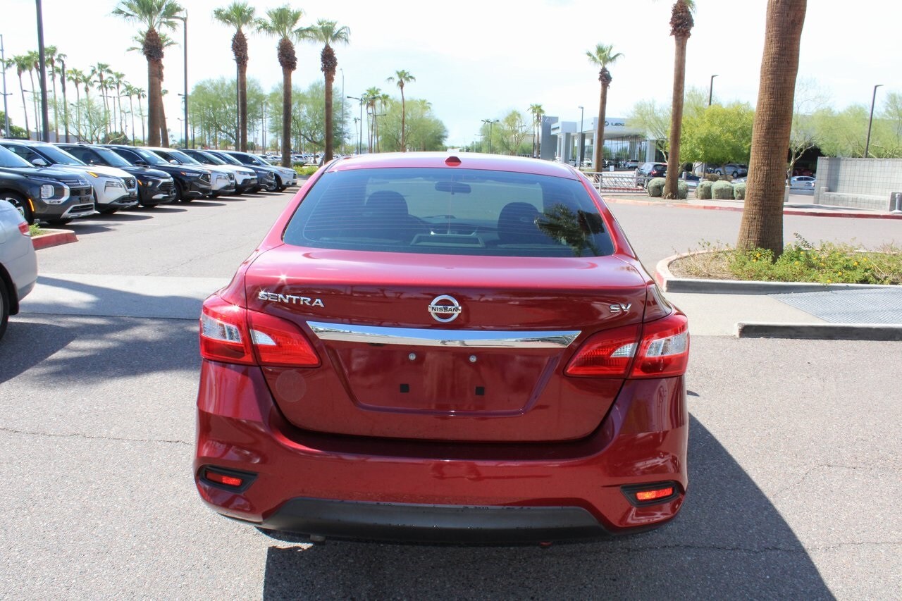 2017 Nissan Sentra SV photo 4