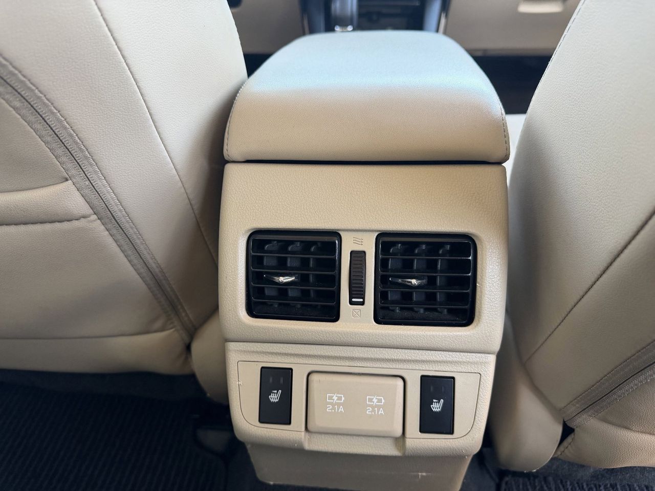 Used 2019 Crystal Black Silica Subaru 2.5i Limited image 16