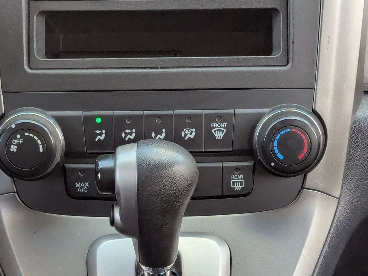 Used 2011 Urban Titanium Metallic Honda LX image 20