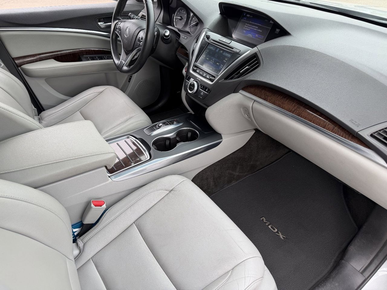 Used 2017 Lunar Silver Metallic Acura 3.5L w/Technology Package image 14