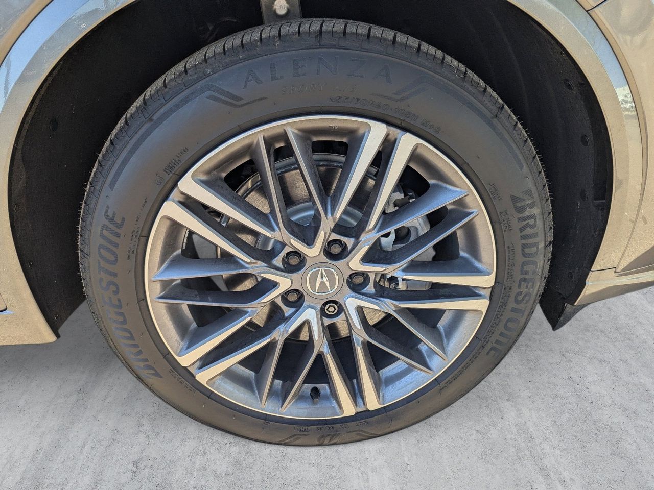 New 2026 Platinum White Pearl Acura SH-AWD Advance Package image 9