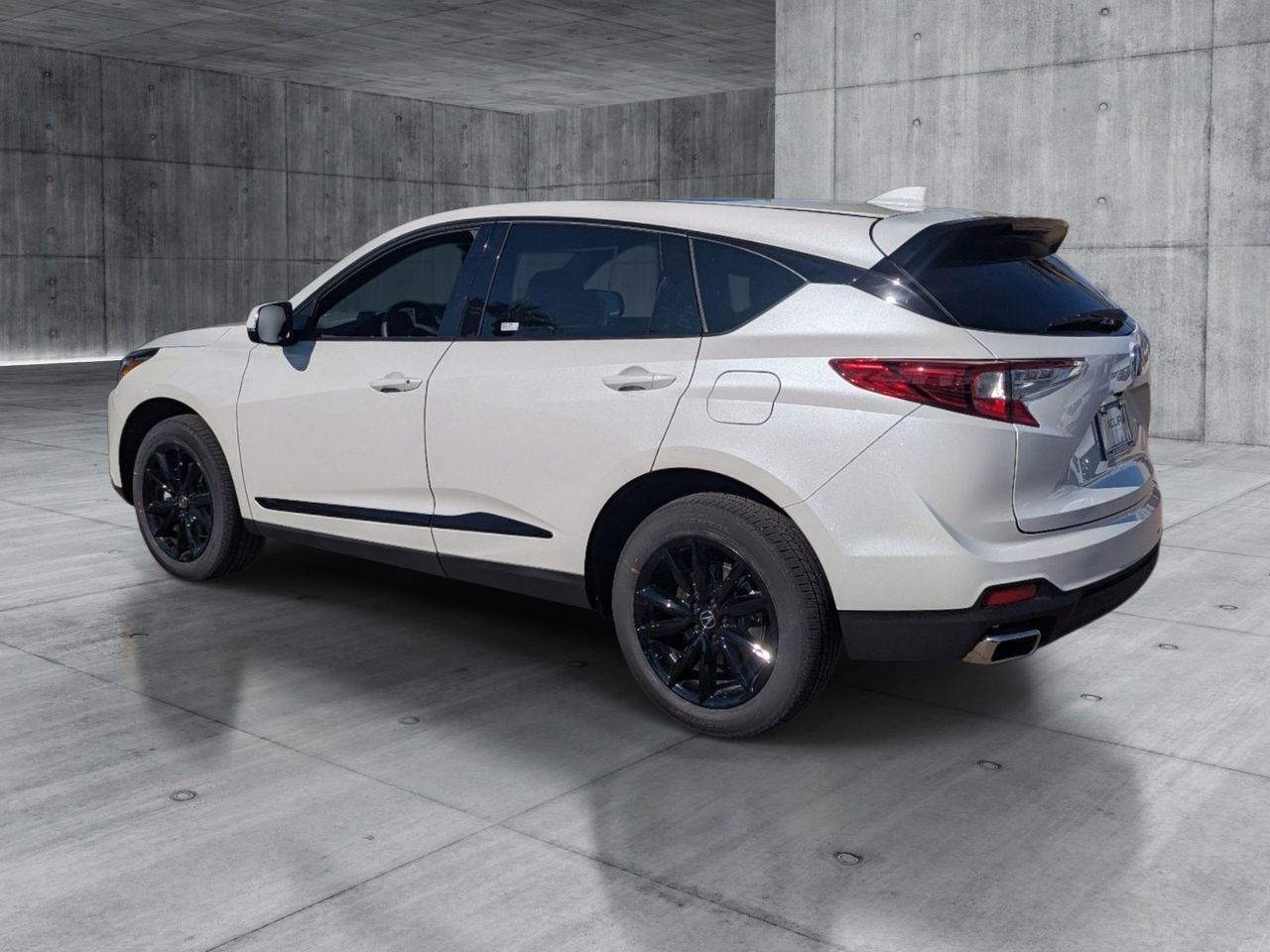 New 2026 Platinum White Pearl Acura SH-AWD image 4