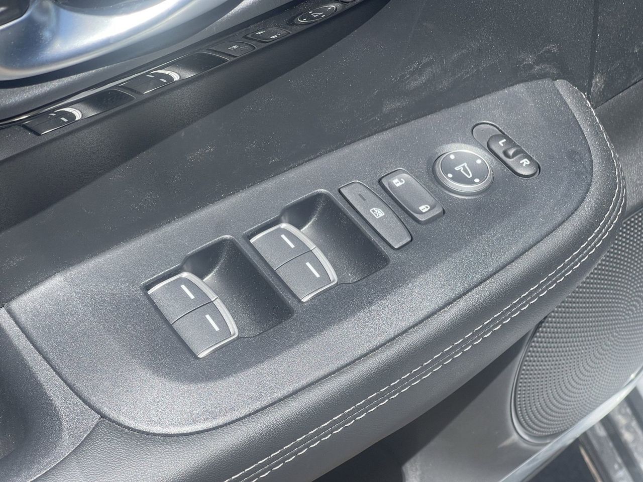 New 2026 Urban Gray Pearl Acura Base image 25