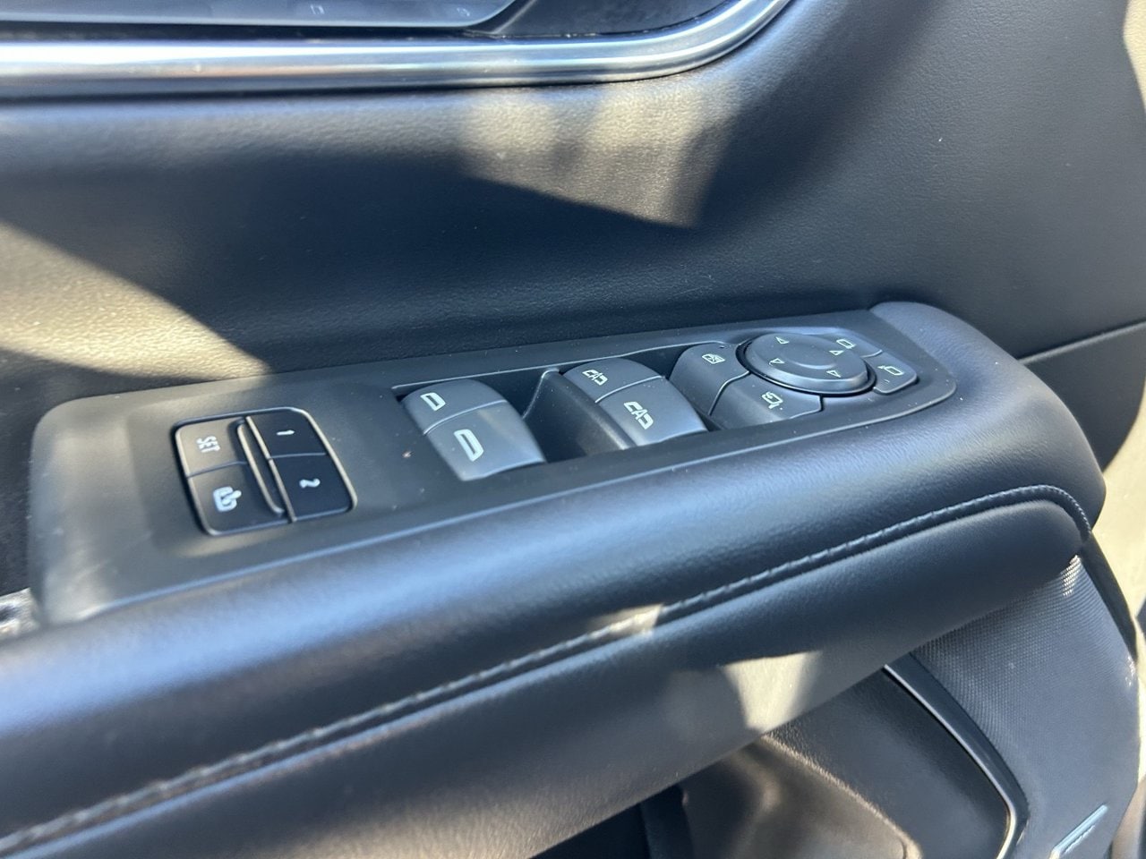 Used 2022 Midnight Blue Metallic Chevrolet LT image 32