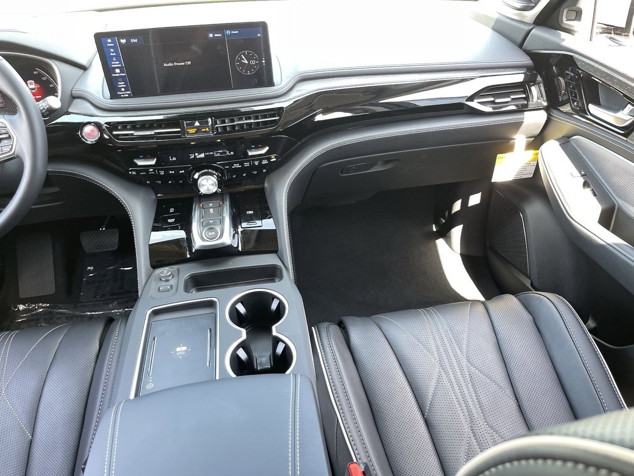 New 2026 Solar Silver Metallic Acura SH-AWD Advance Package image 19