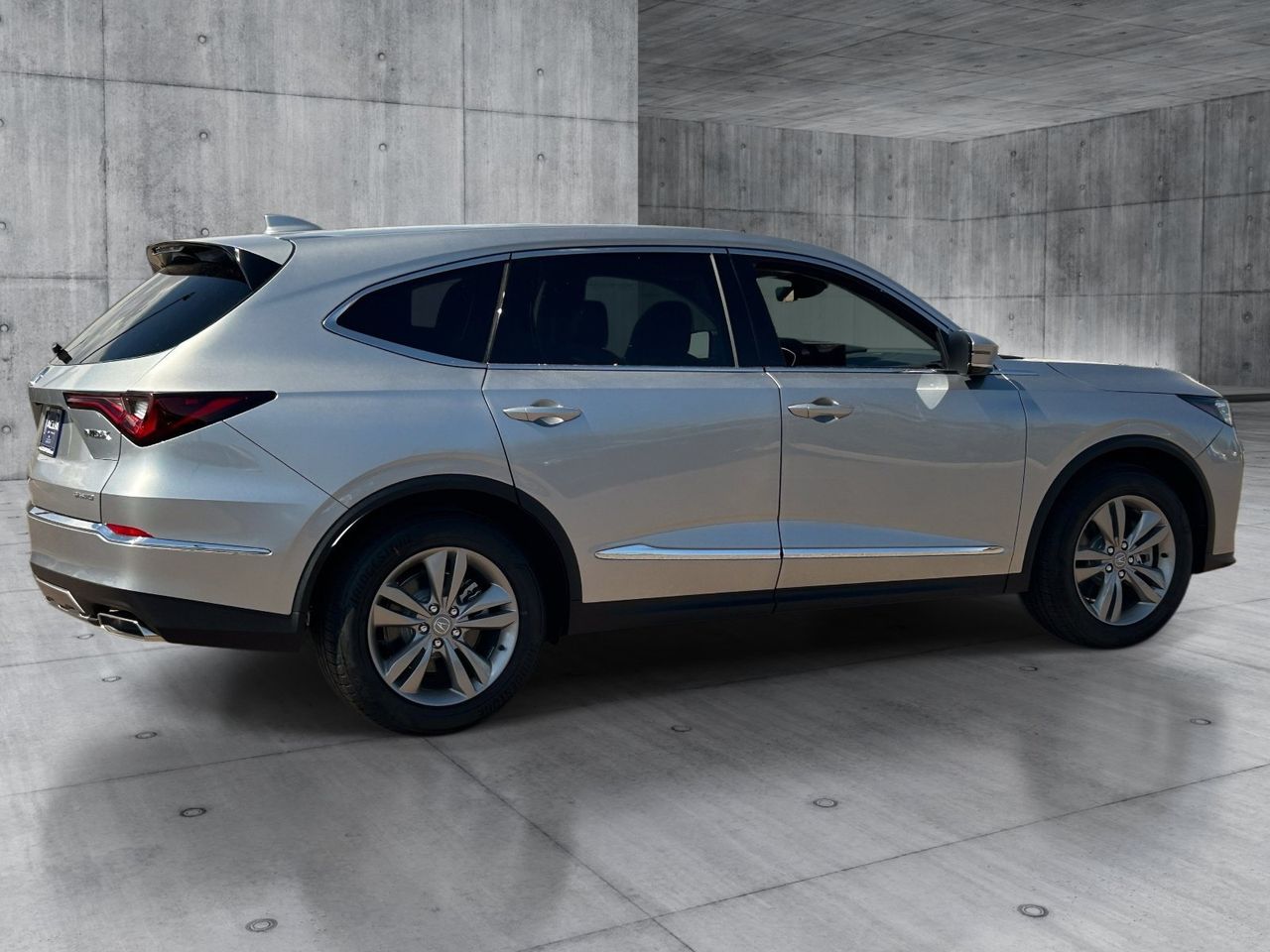 New 2026 Solar Silver Metallic Acura SH-AWD image 5