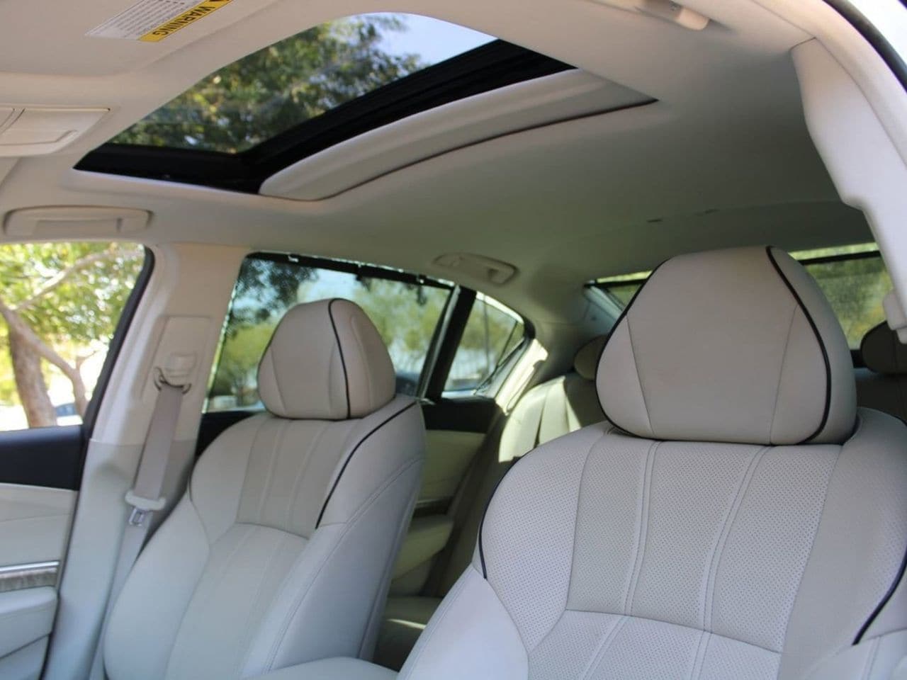 Used 2020 Platinum White Pearl Acura Advance Package SH-AWD image 15