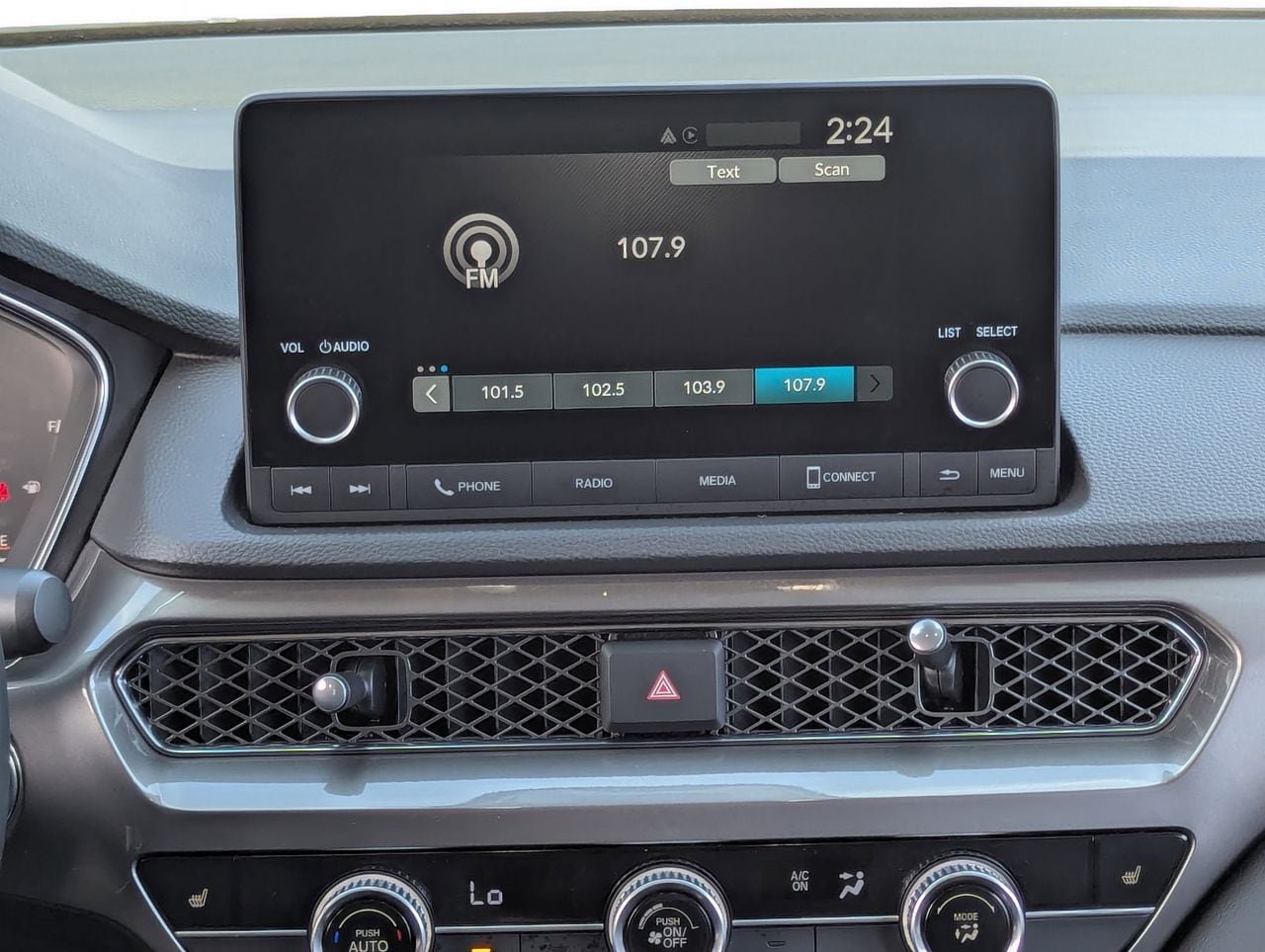 Certified Used 2025 Platinum White Pearl Acura Premium image 20