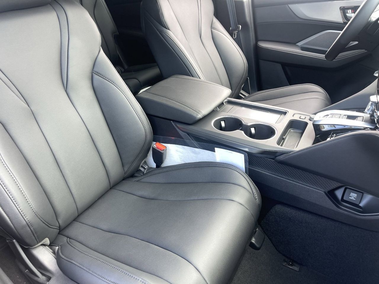New 2026 Platinum White Pearl Acura FWD image 13