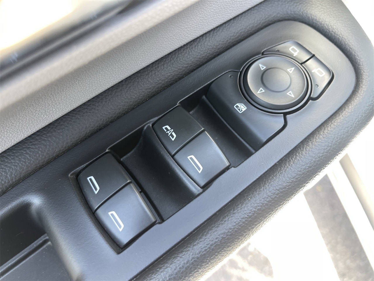 Image 22 of 2024 GMC Terrain