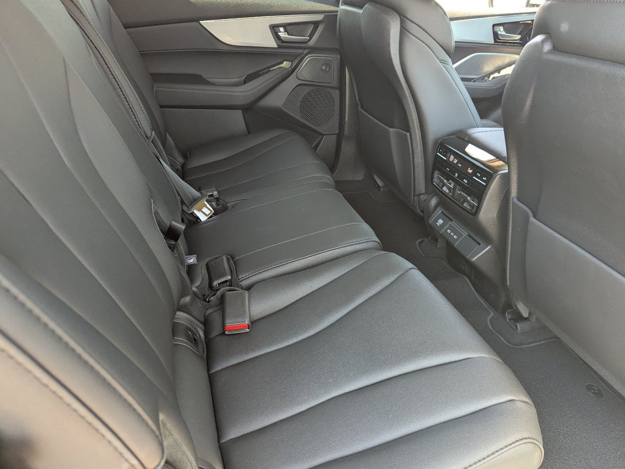 2026 Acura MDX Base - Photo 13
