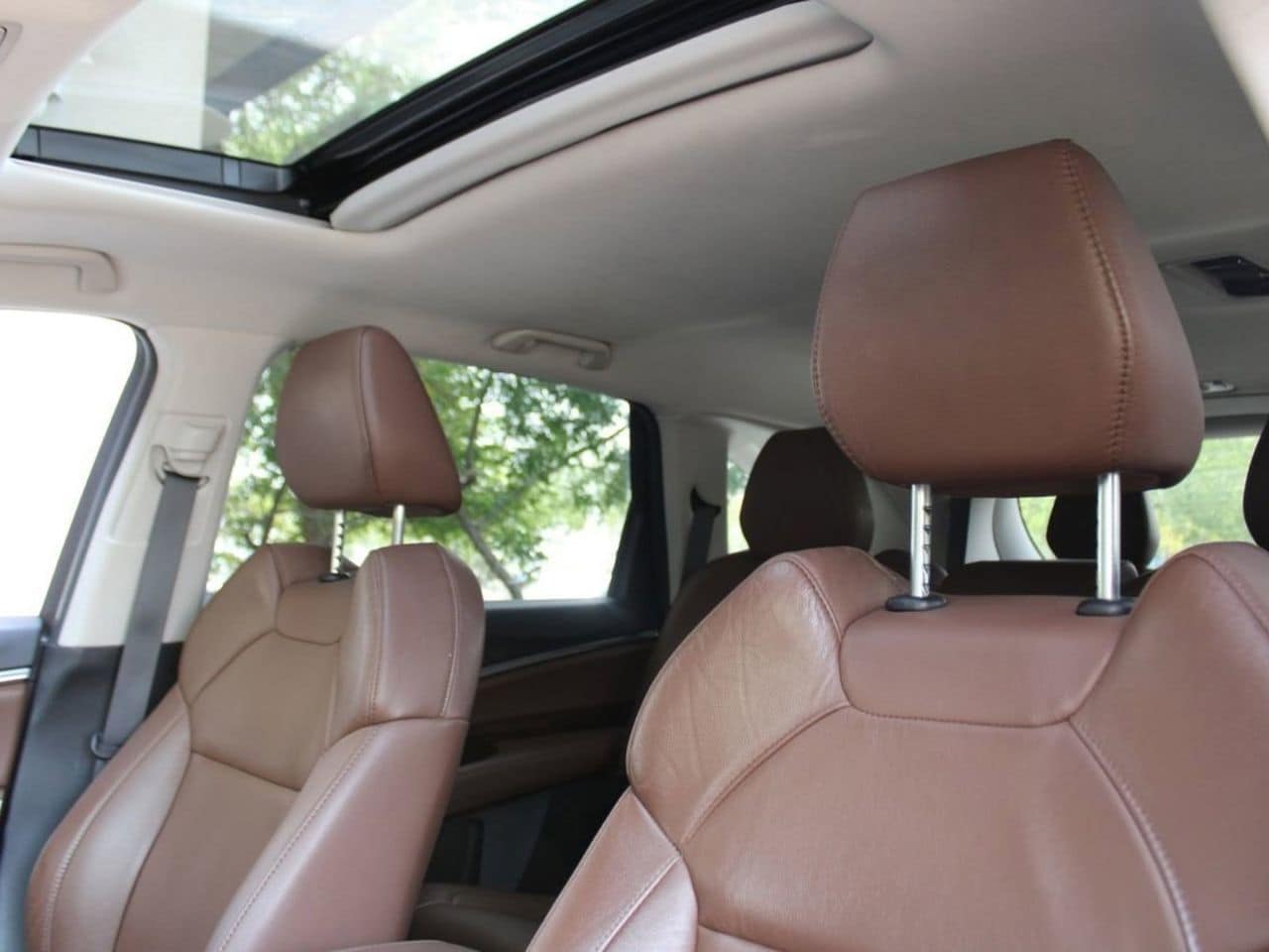 Used 2017 White Diamond Pearl Acura 3.5L w/Technology Package image 14