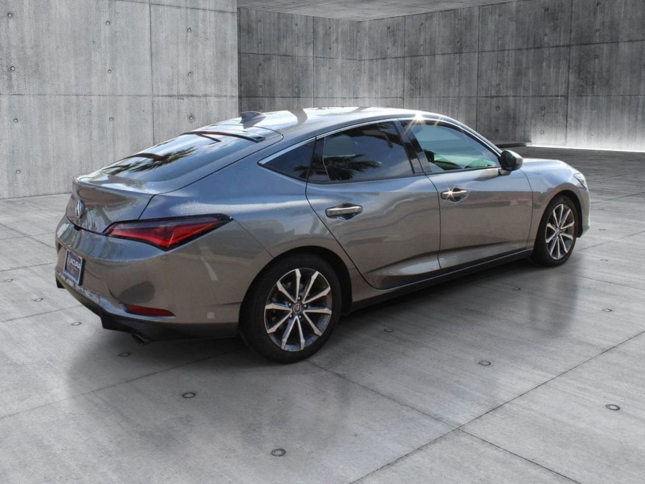 Used 2024 Liquid Carbon Metallic Acura Premium image 4