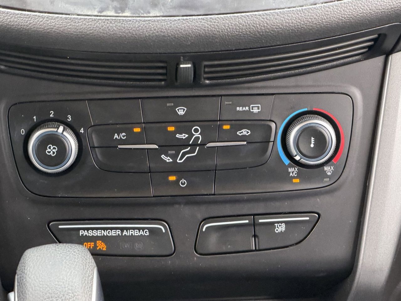 Used 2018 Lightning Blue Ford S image 21