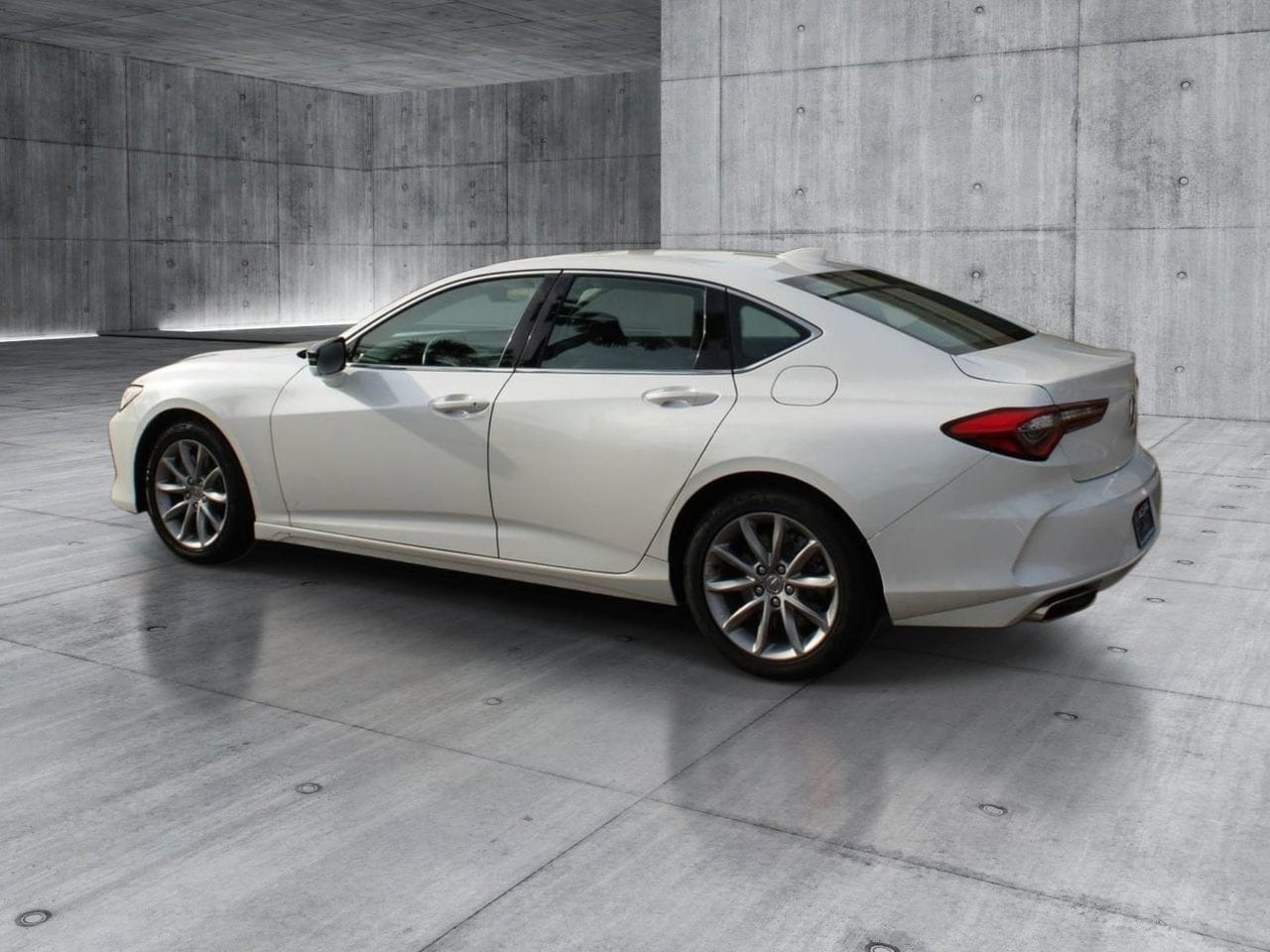 Certified Used 2023 Platinum White Pearl Acura Premium Base image 3