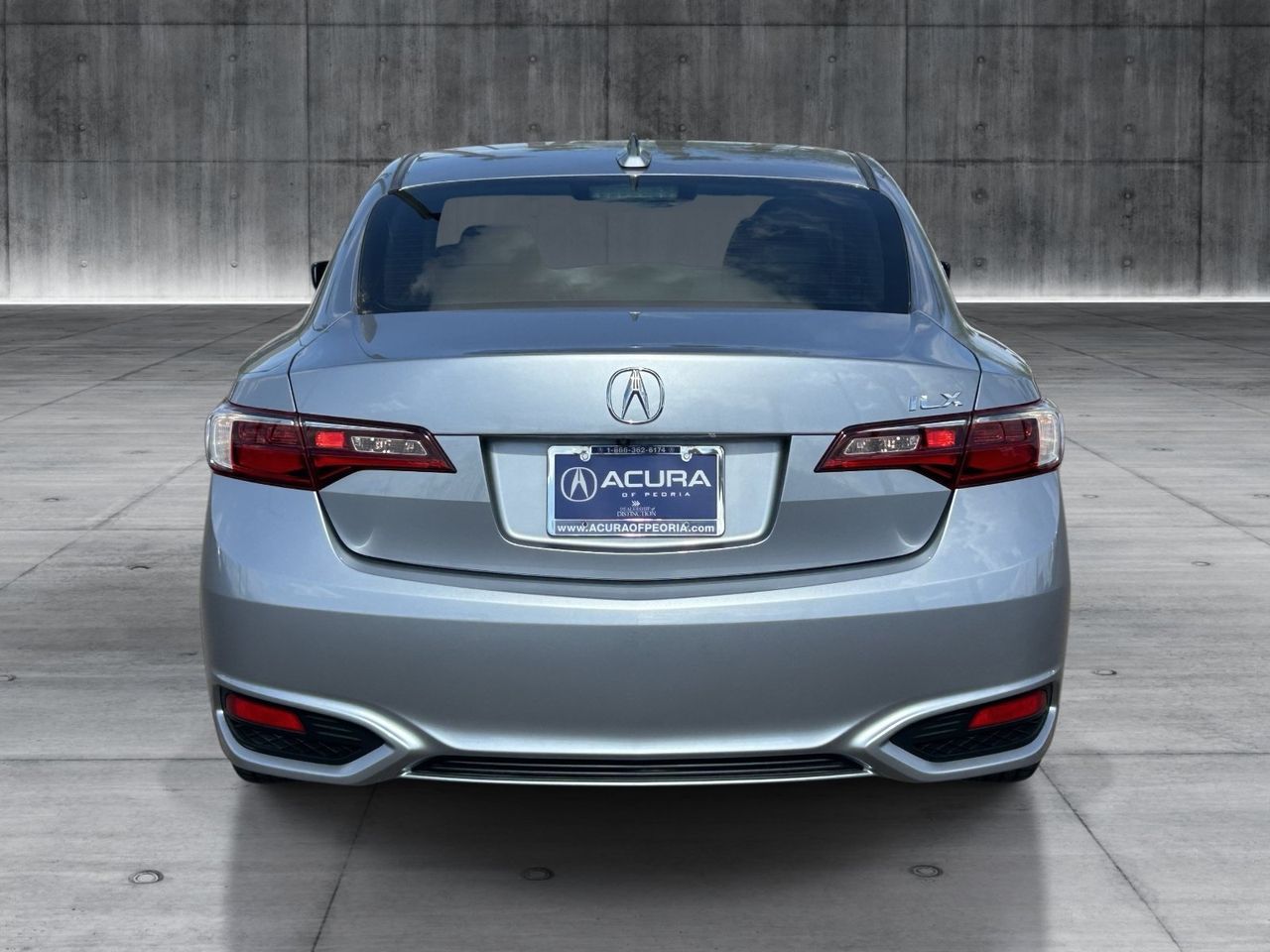 Used 2016 Slate Silver Metallic Acura 2.4L image 4