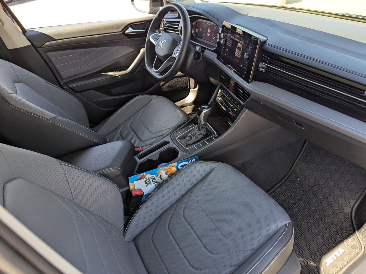 Used 2025 Deep Black Pearl Volkswagen 1.5T SEL image 12