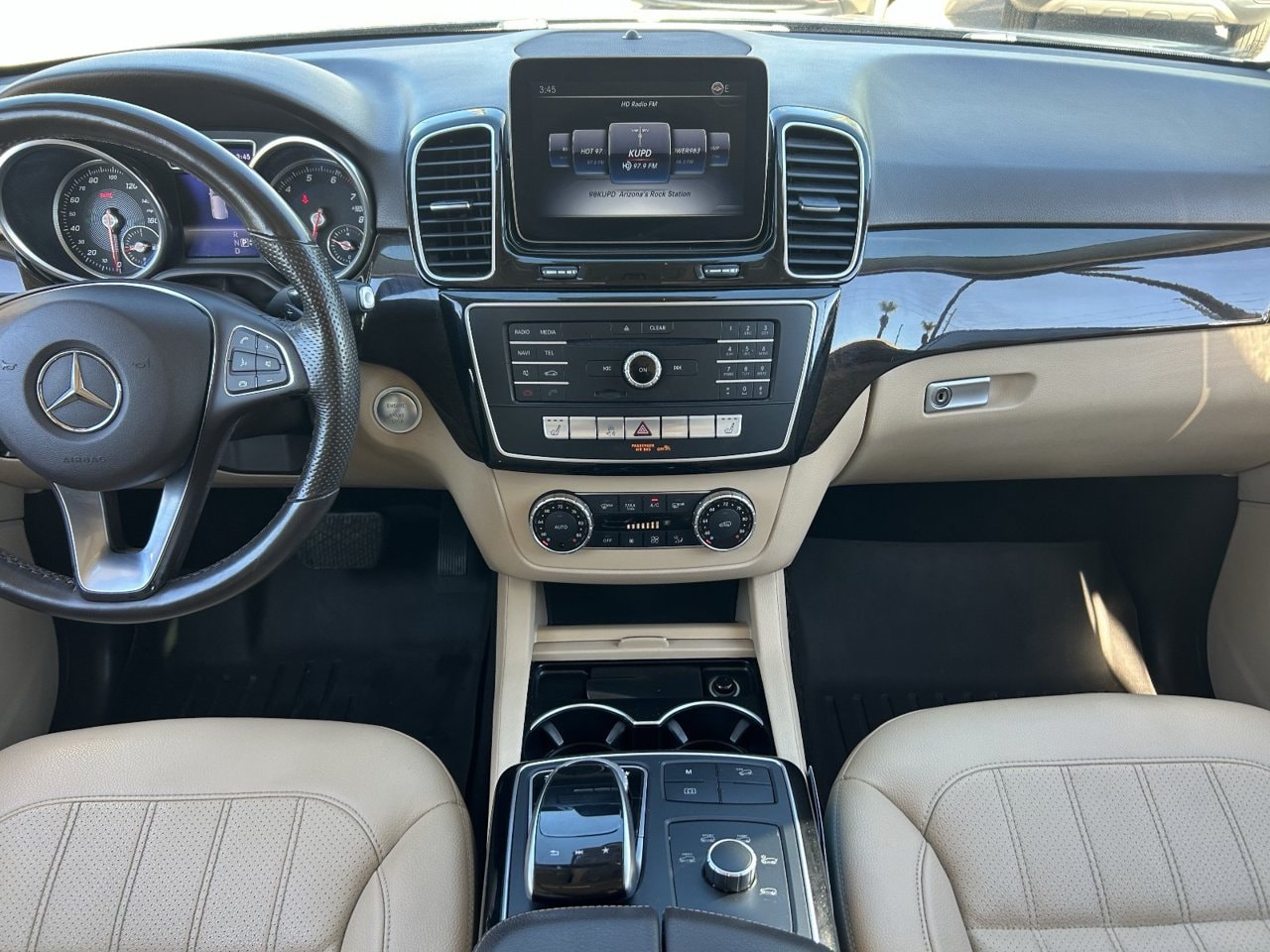 Used 2018 Lunar Blue Metallic Mercedes-Benz GLE 350 4maticÂ® image 16
