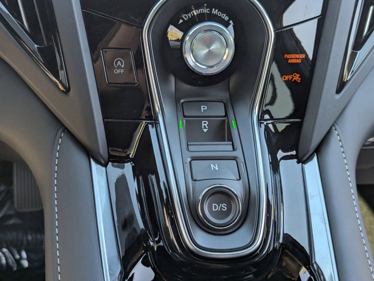 New 2026 Platinum White Pearl Acura SH-AWD image 21