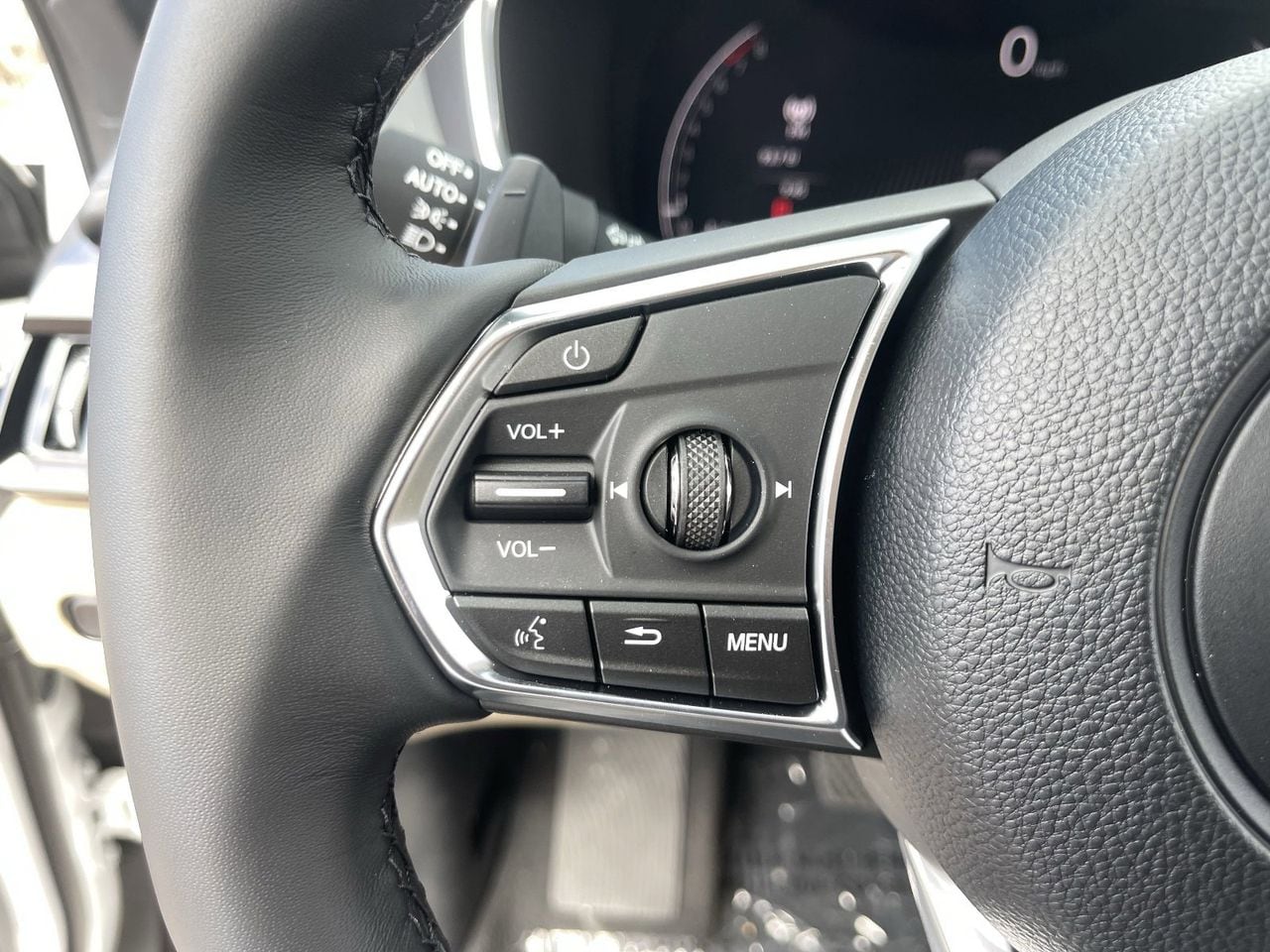 New 2026 Platinum White Pearl Acura FWD Technology Package image 31