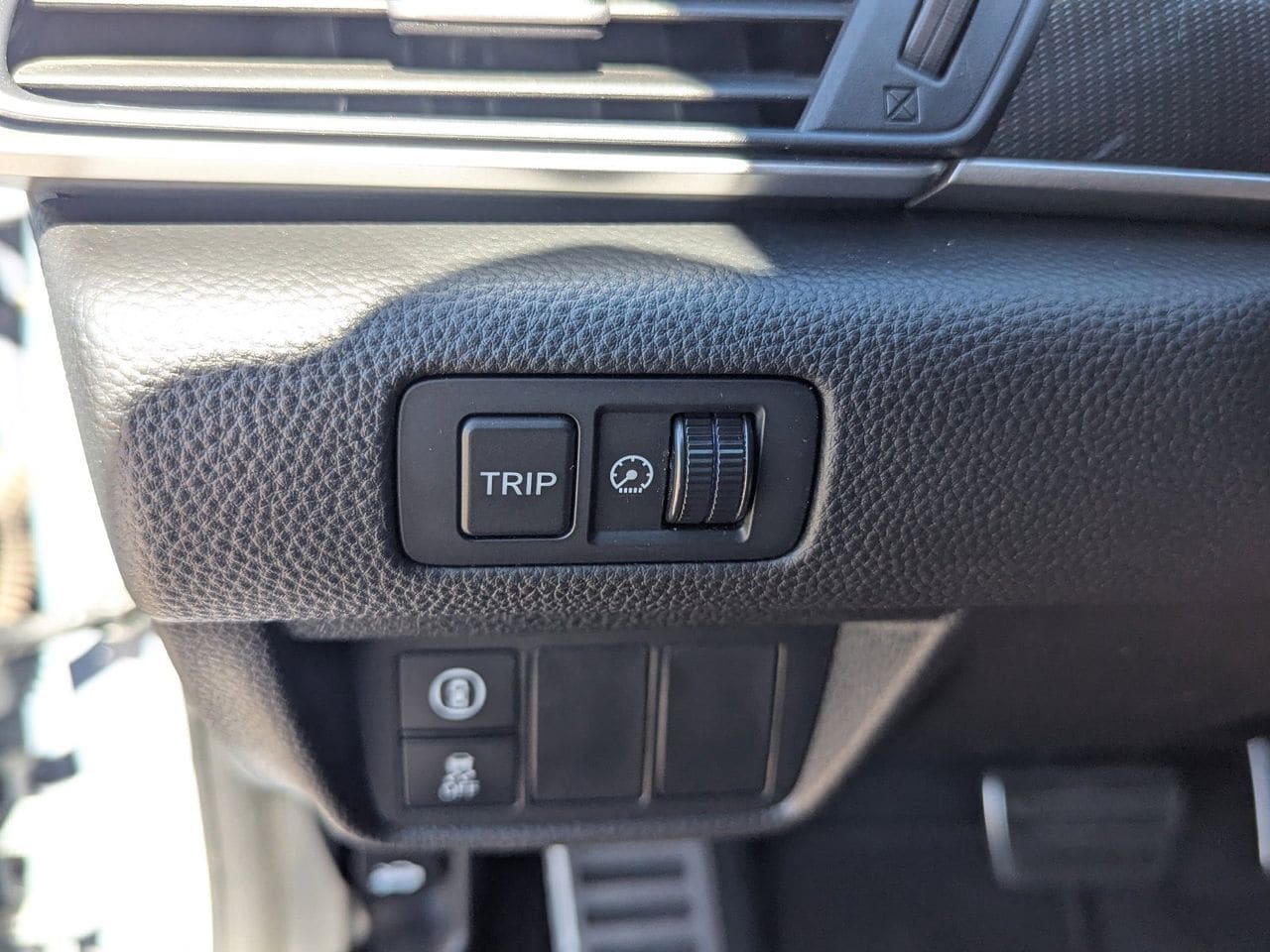 Used 2022 Sonic Gray Pearl Honda Sport image 30