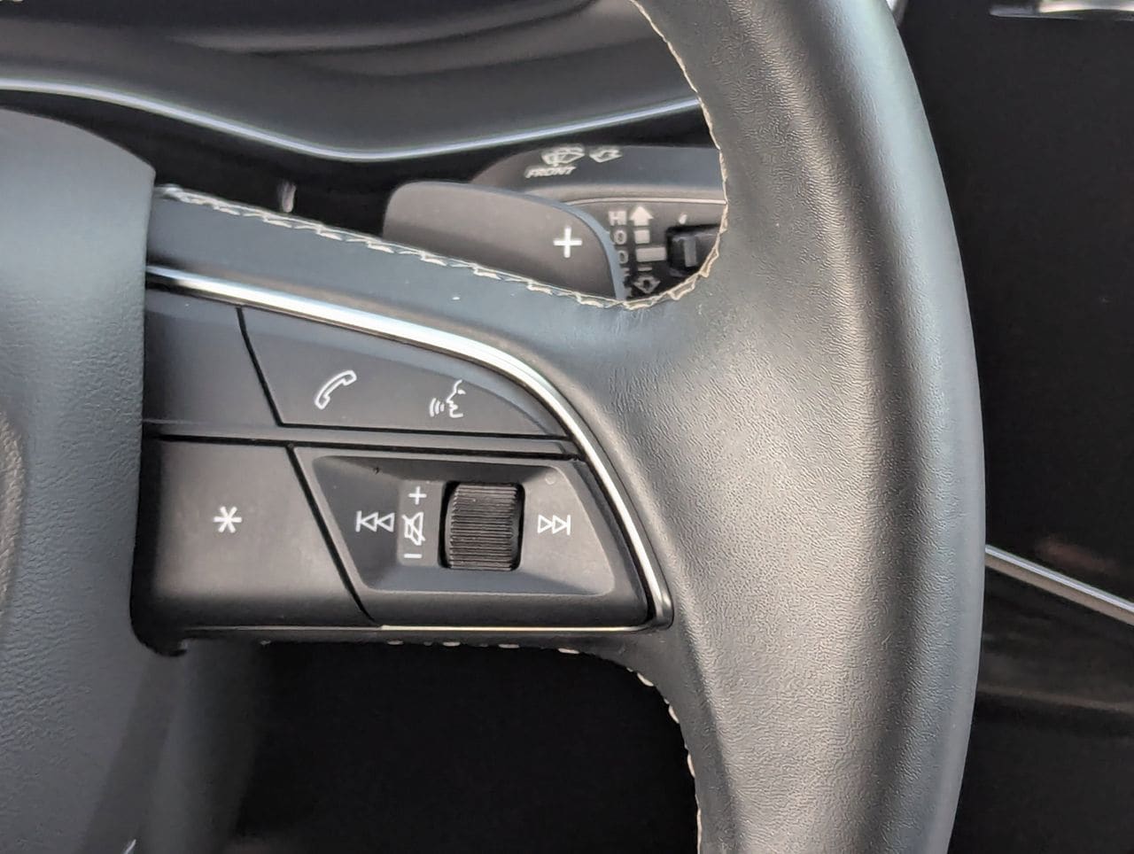 Used 2025 Mythos Black Metallic Audi 55 Premium Plus Quattro image 26