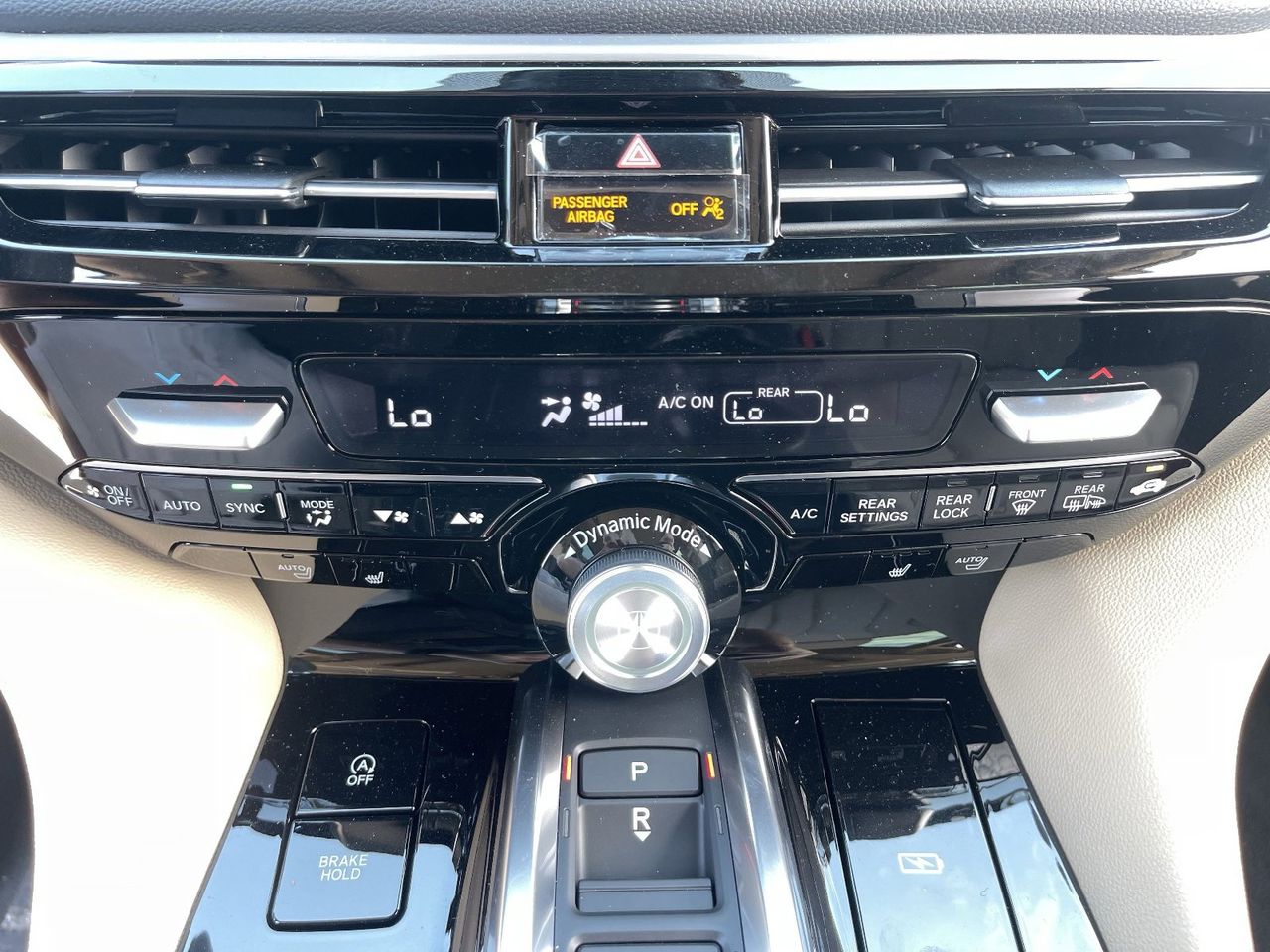 New 2026 Platinum White Pearl Acura FWD image 27