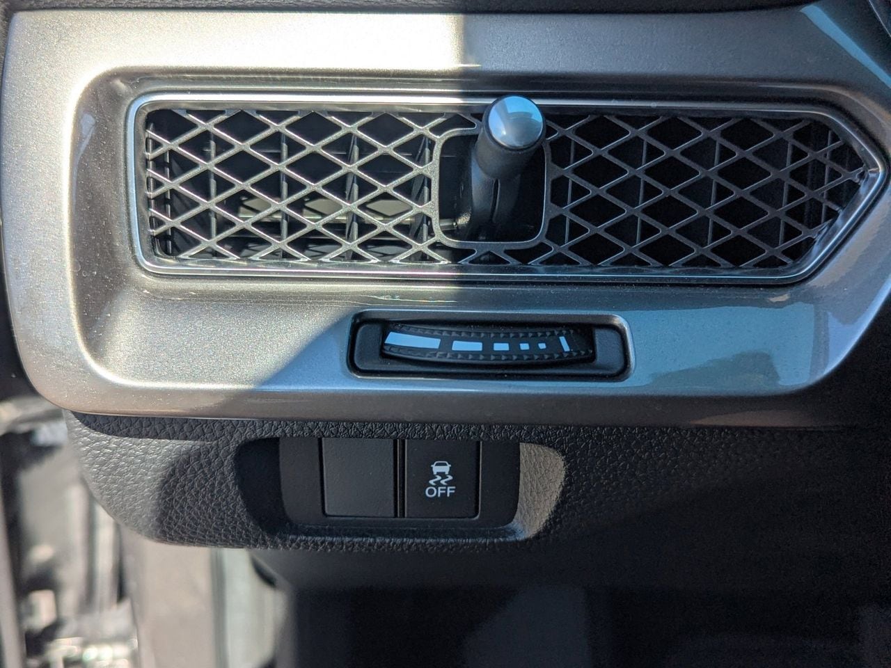 Certified Used 2025 Liquid Carbon Metallic Acura Premium image 30