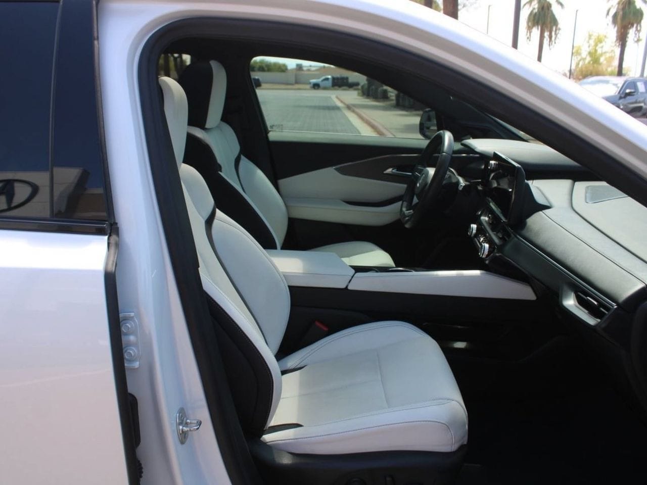 Used 2024 Snowfall Pearl Acura A-Spec w/A-Spec Pkg image 28