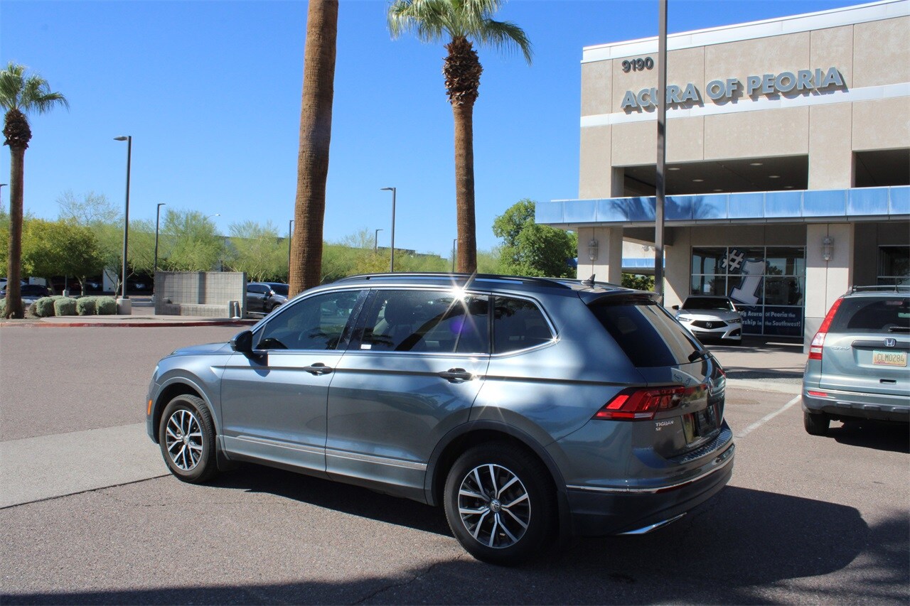 2020 Volkswagen Tiguan SE photo 3