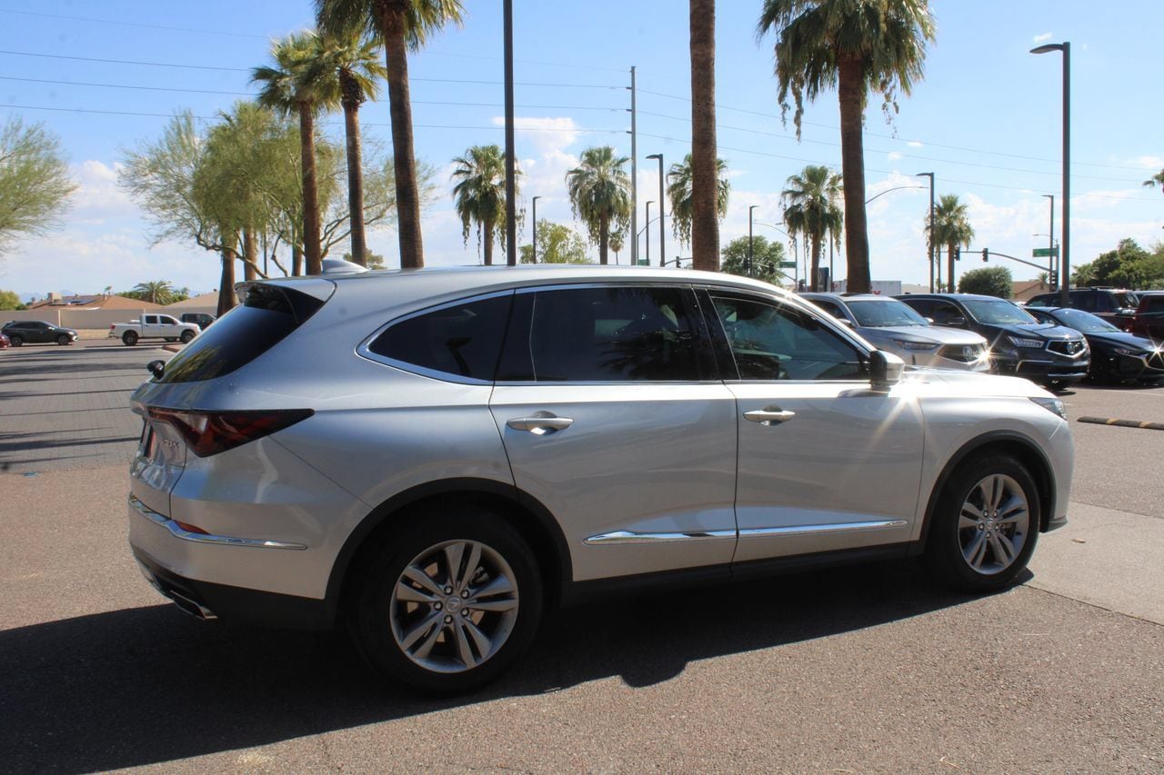 Used 2026 Solar Silver Metallic Acura Premium image 7
