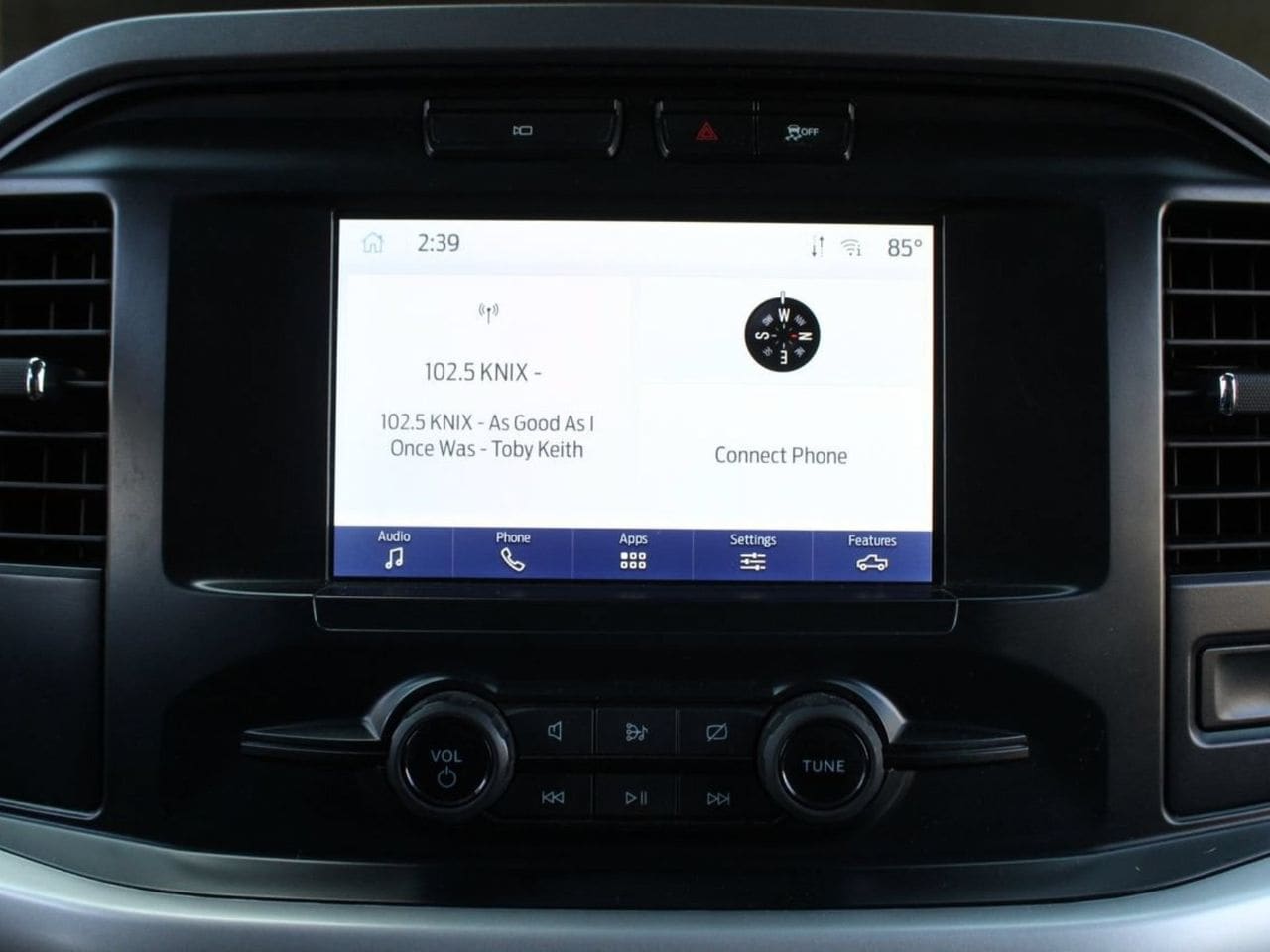 Used 2023 Carbonized Gray Metallic Ford XLT image 25