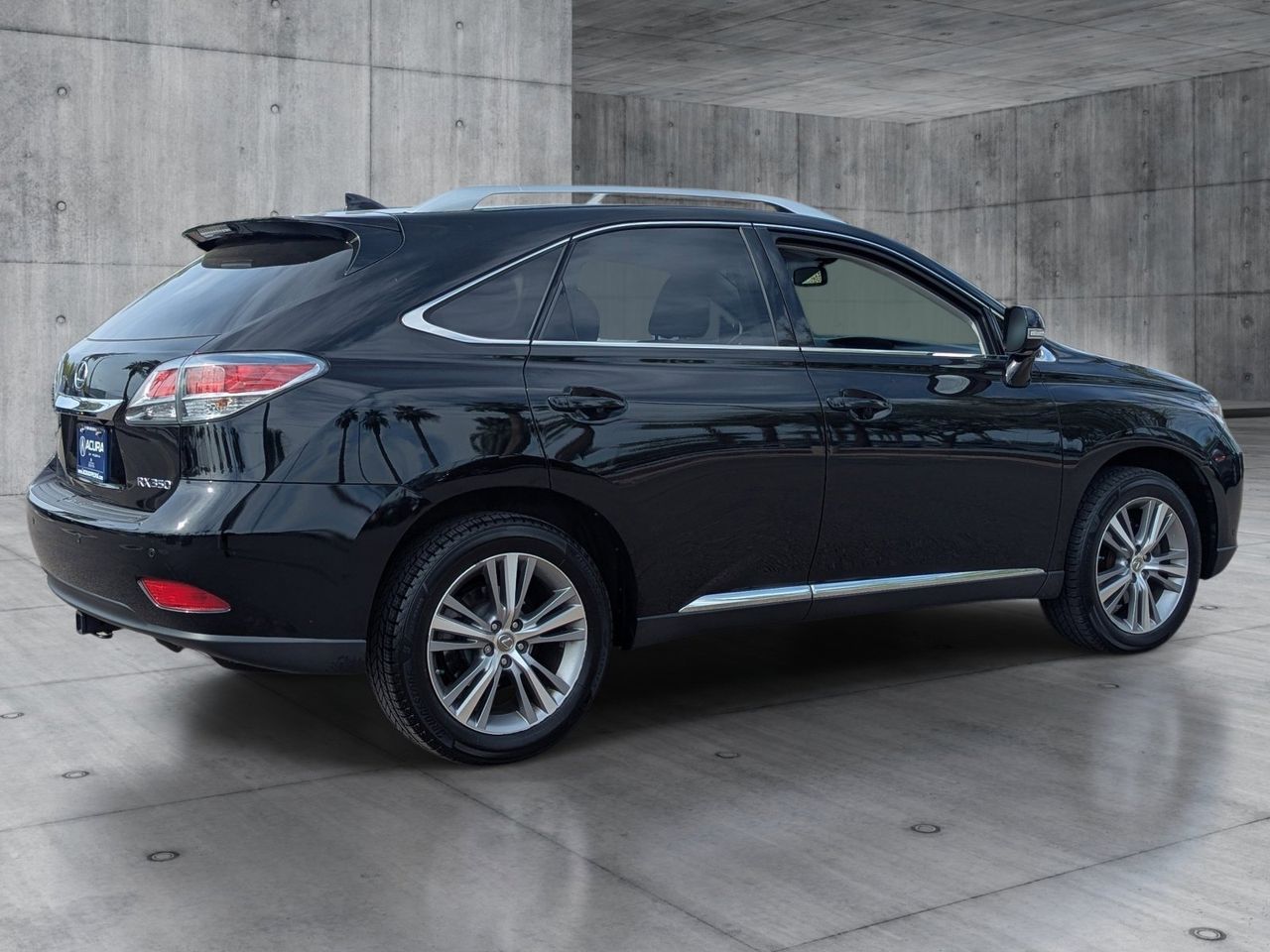 Used 2015 Obsidian Lexus 350 image 5