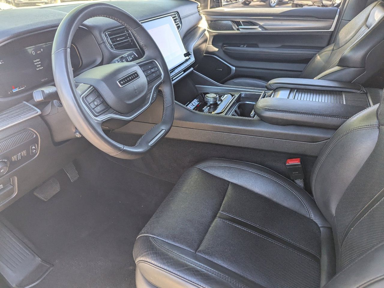 Used 2023 Silver Zynith Jeep Series II image 27