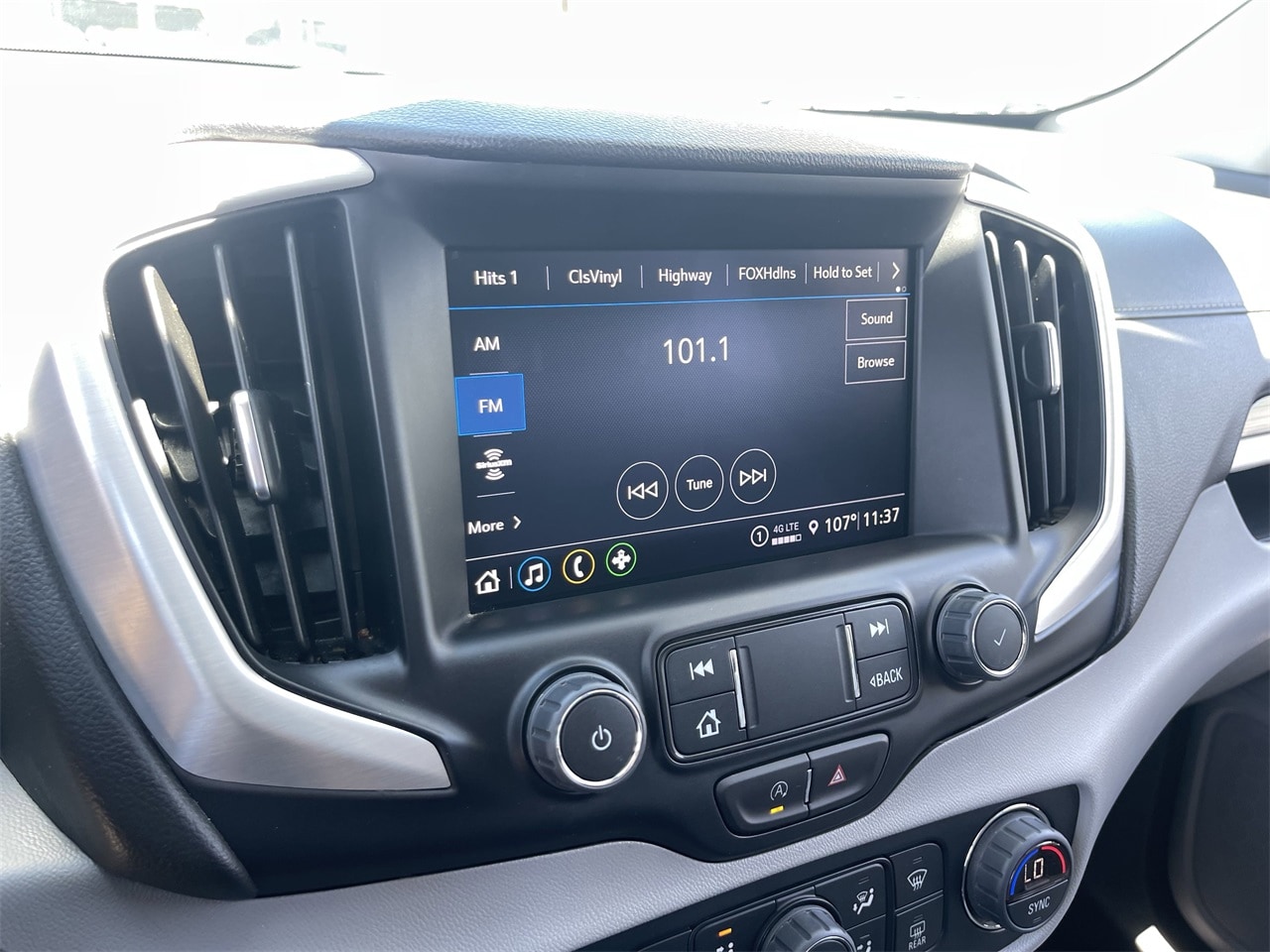 Image 23 of 2024 GMC Terrain